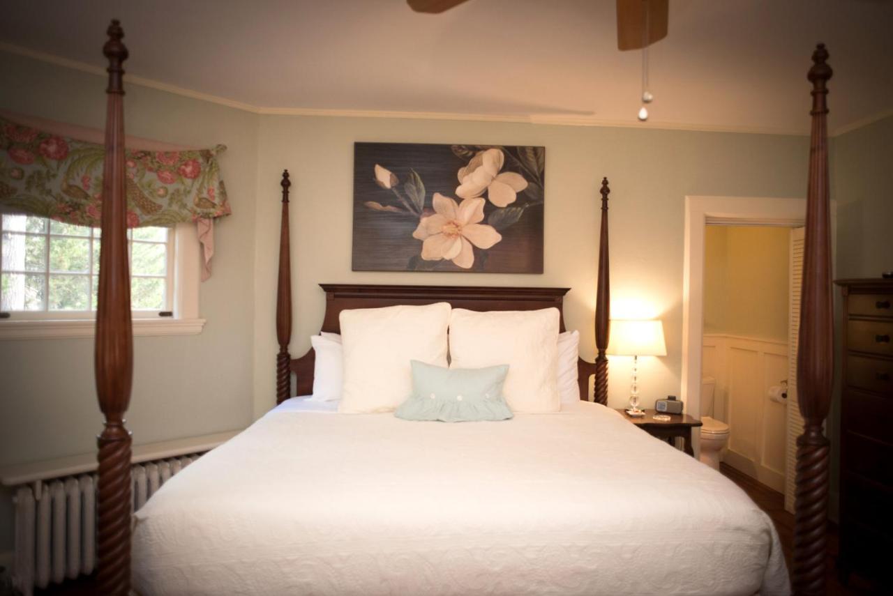 Pinecrest Bed & Breakfast Asheville Exterior foto